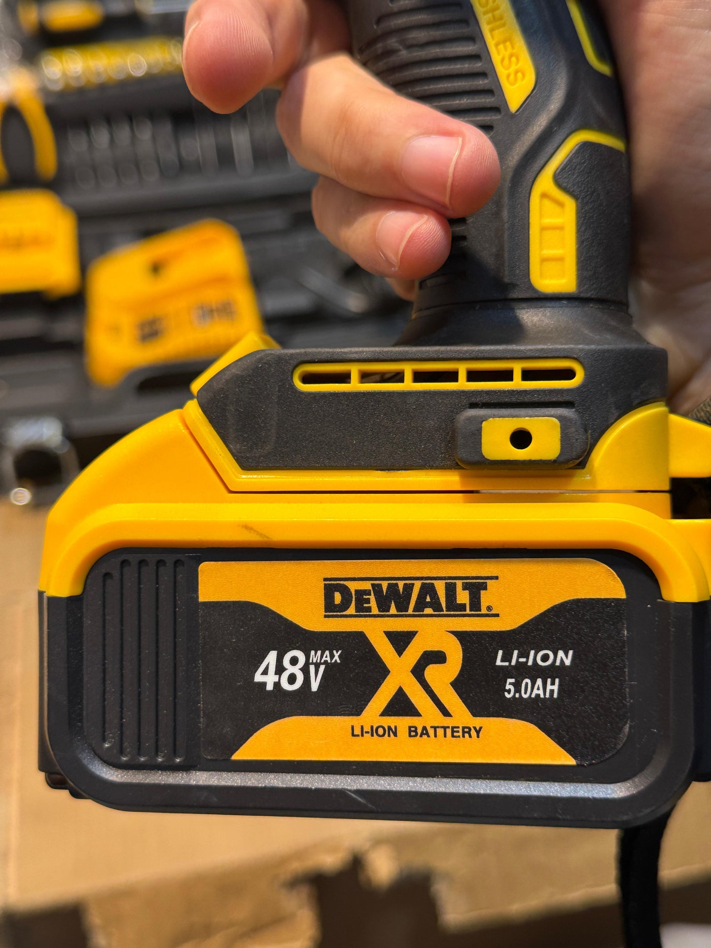Dewalt drill set 48v