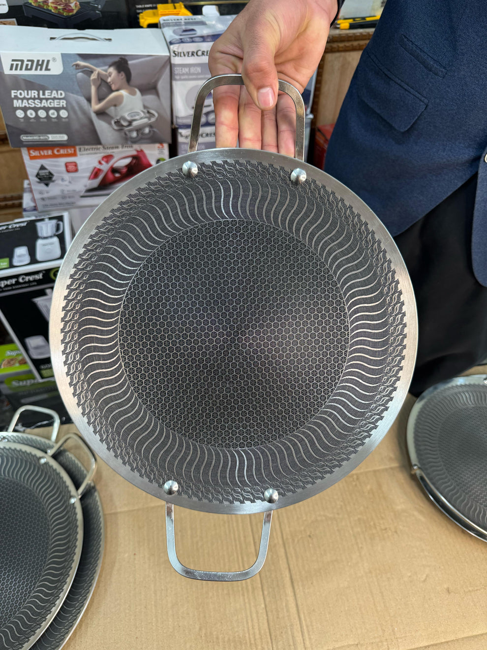 Germany lot 34cm honeycomb lesser coating tawa,