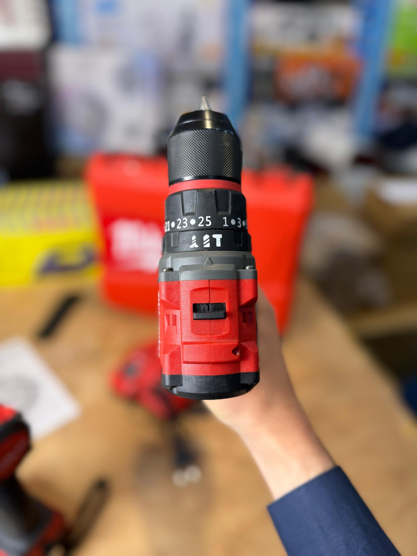 Milwaukee 2 in 1 Cordless Drill & Impact Driver