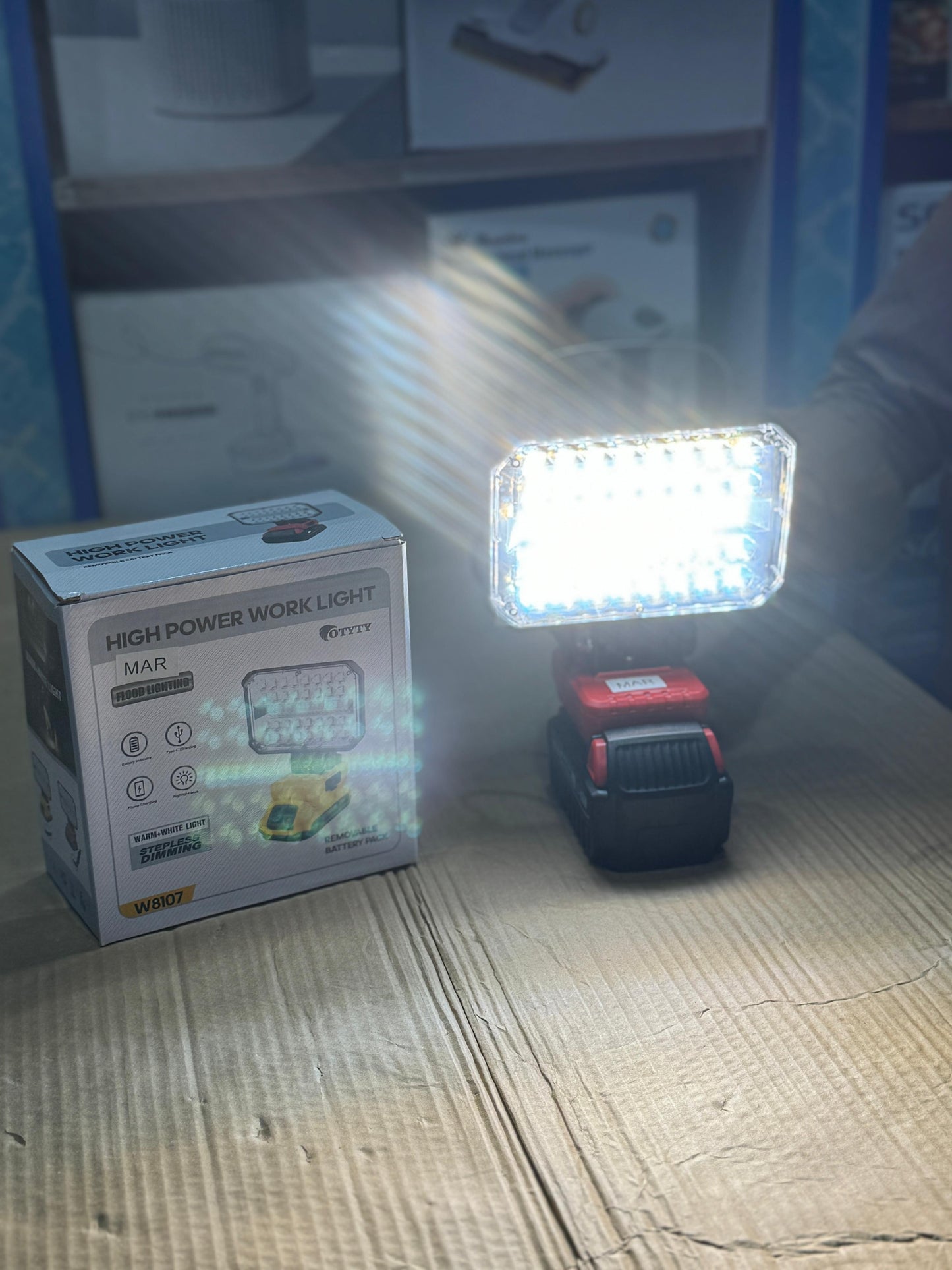 Hagi power work light with 18v battery