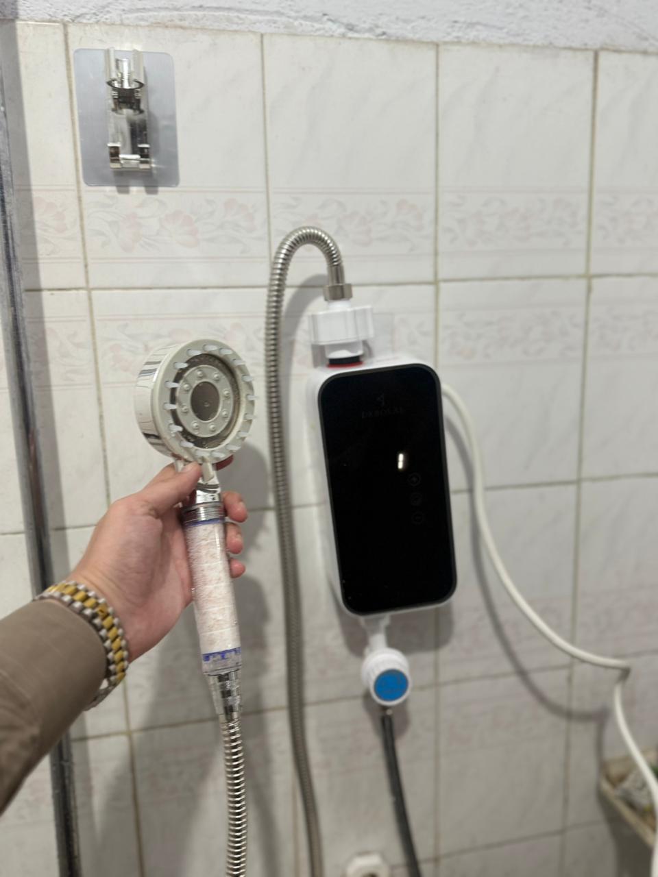 Debolai Japani Electric Shower | Instant Hot Water Heater