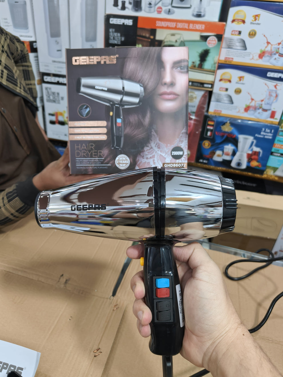 GEEPAS professional steel hair dryer GHD 86072