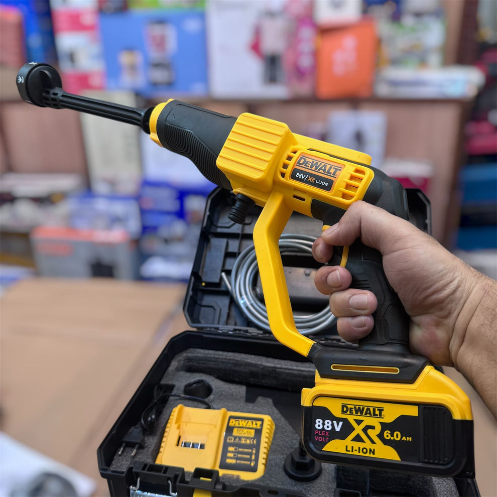 DeWalt Rechargeable Car Pressure Washer