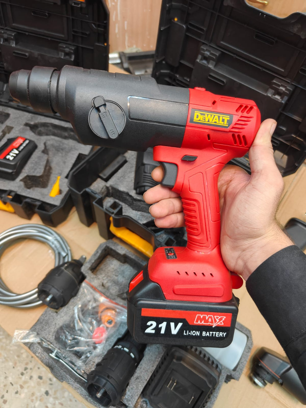 DeWalt 7-in-1 Drill Machine Set