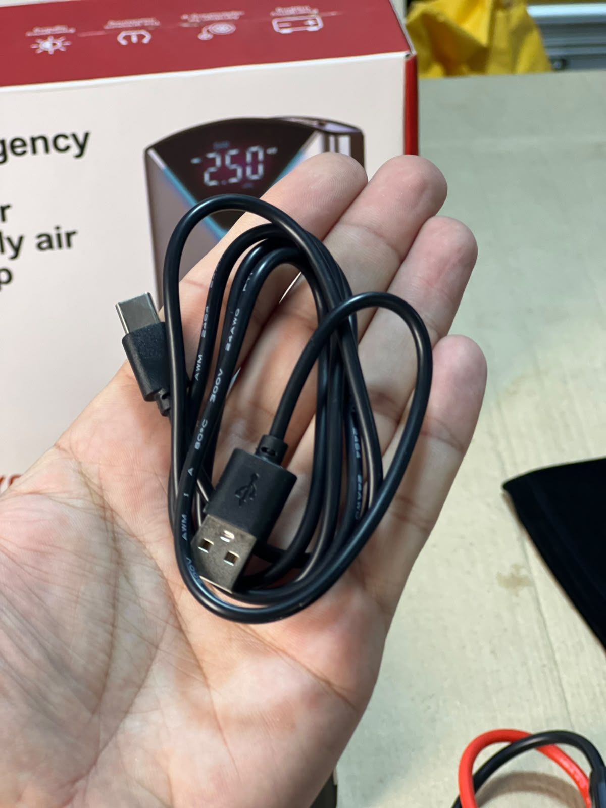 Portable Air Compressor – Emergency Car Tire Inflator with Digital Display MY03