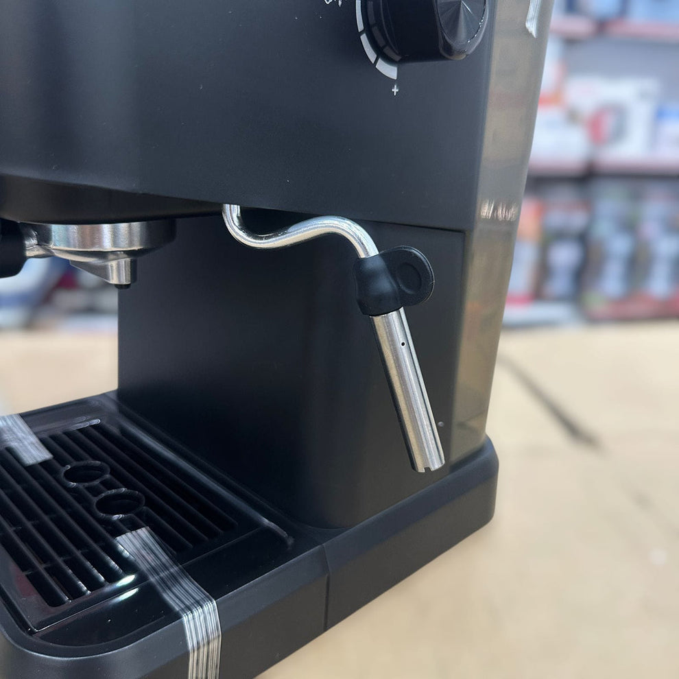 Spain Ufesa High Pressure Espresso Machine (Treviso Digital