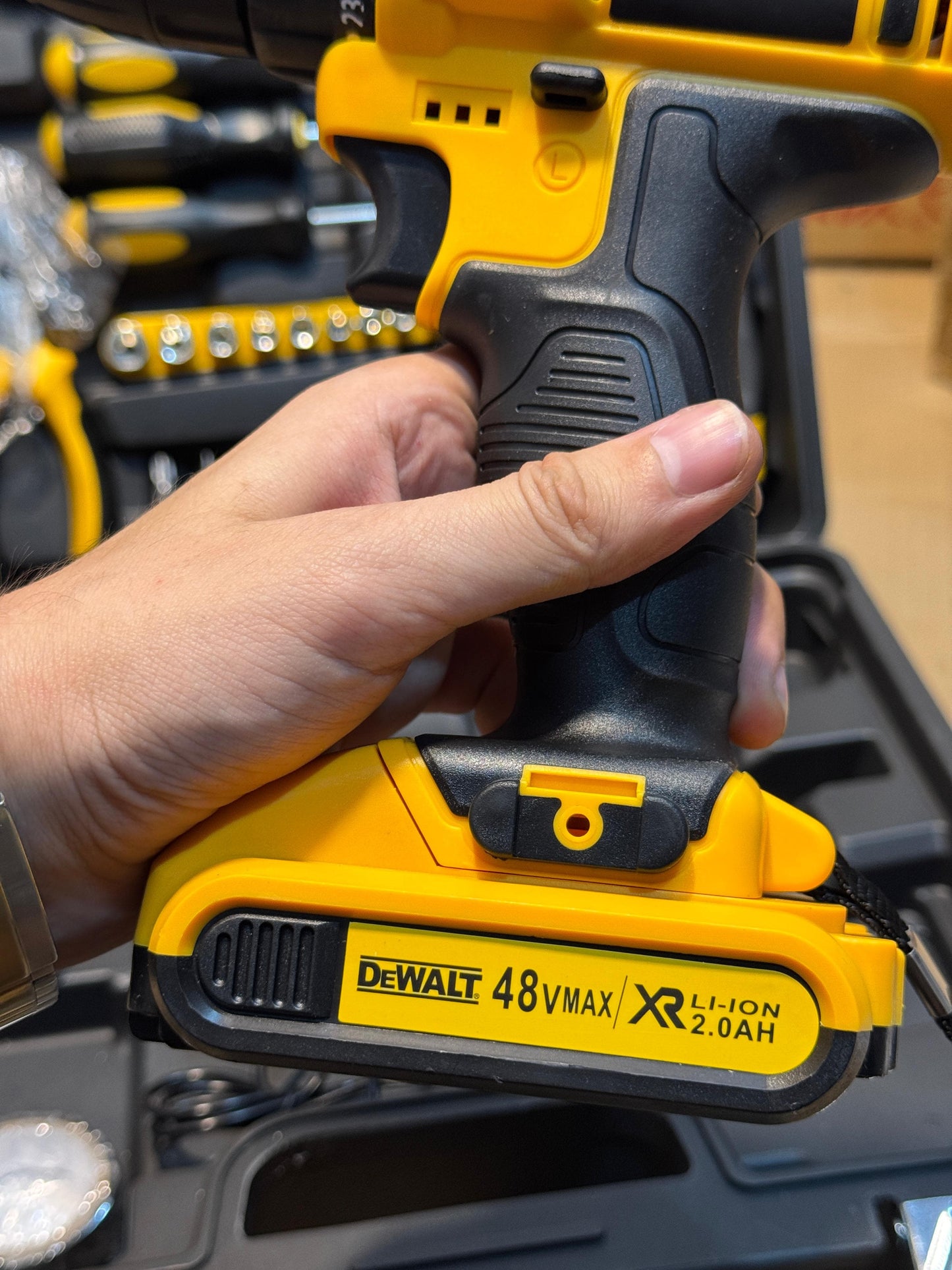 DeWALT 48v drill set