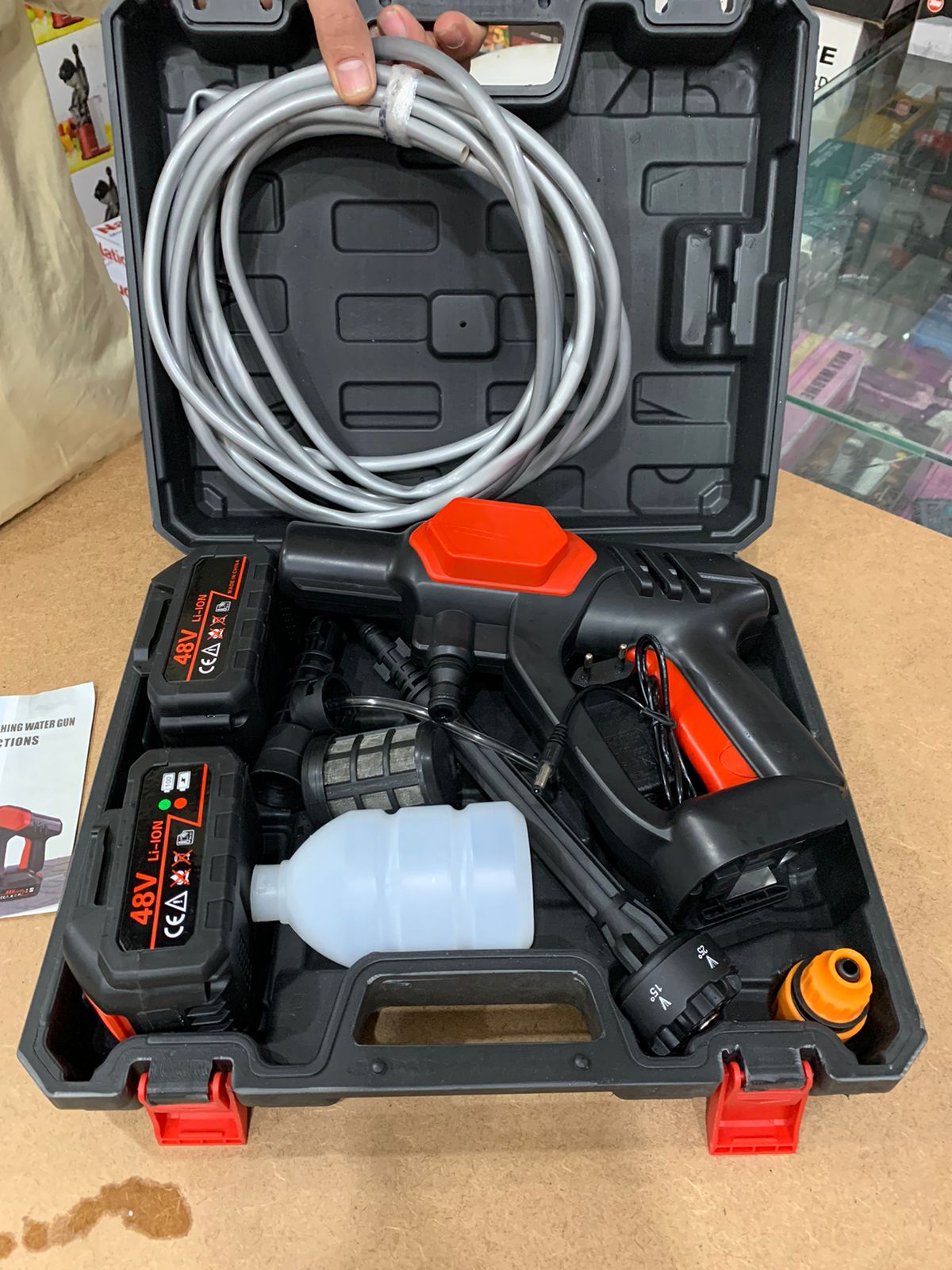 Rechargeable pressure washer 48v 2 buttery