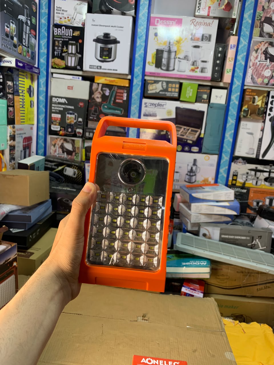 Rechargeable Emergency Light . AL8130