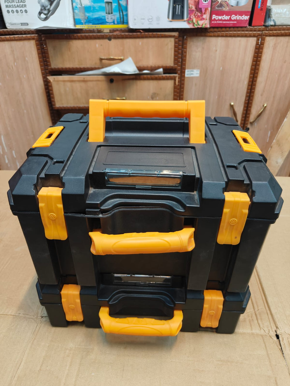 DeWalt 7-in-1 Drill Machine Set