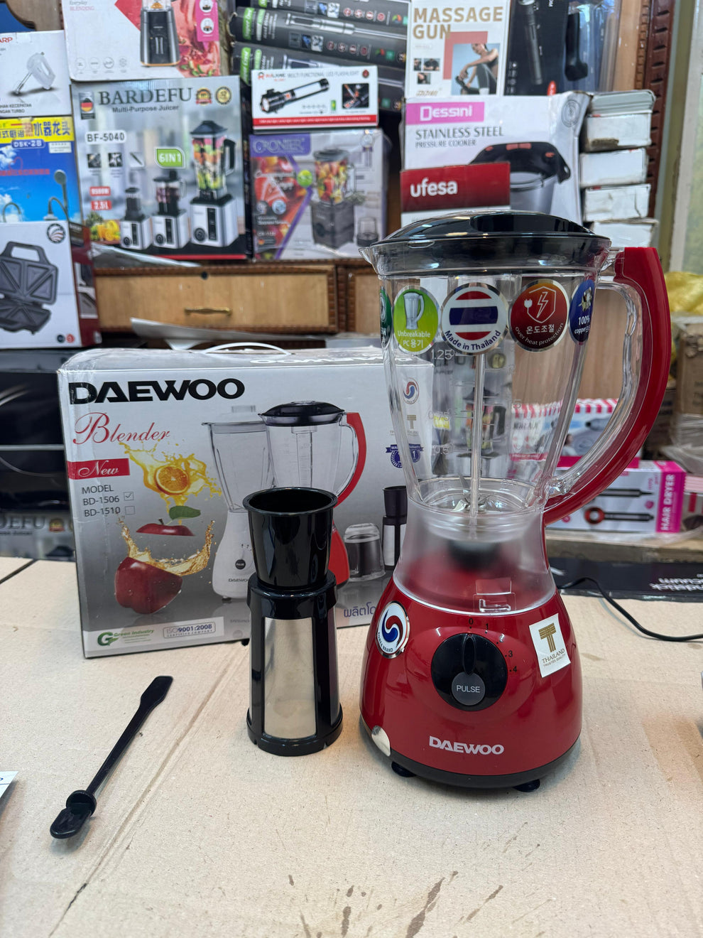 DAEWOO made in Thailand blender