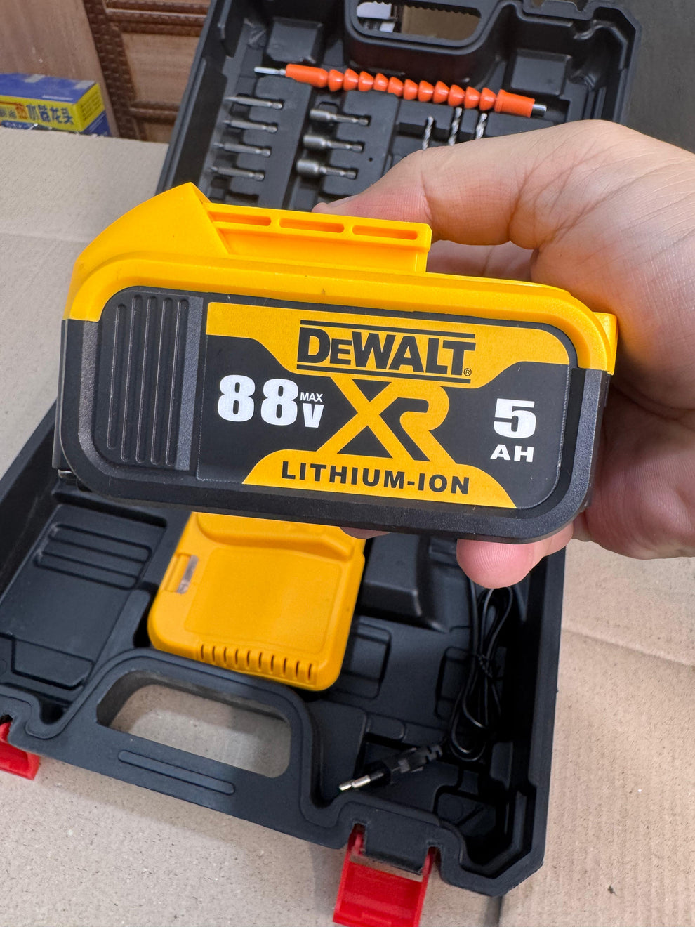 Dewalt Germany 4-in-1 Impact Wrench (88V)