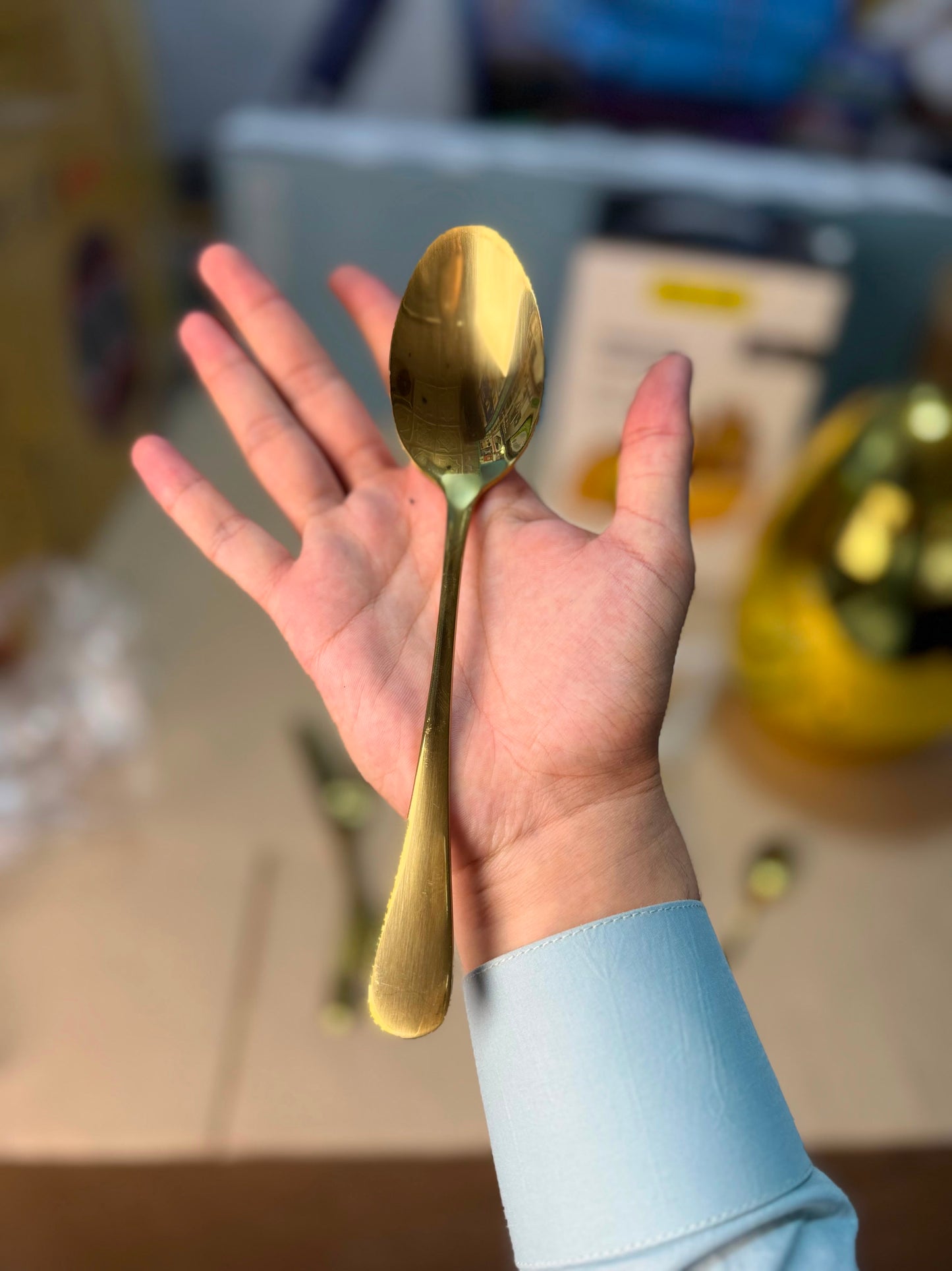 Egg Shell Cutlery for 6 People 24-Piece Stainless Steel Cutlery Set