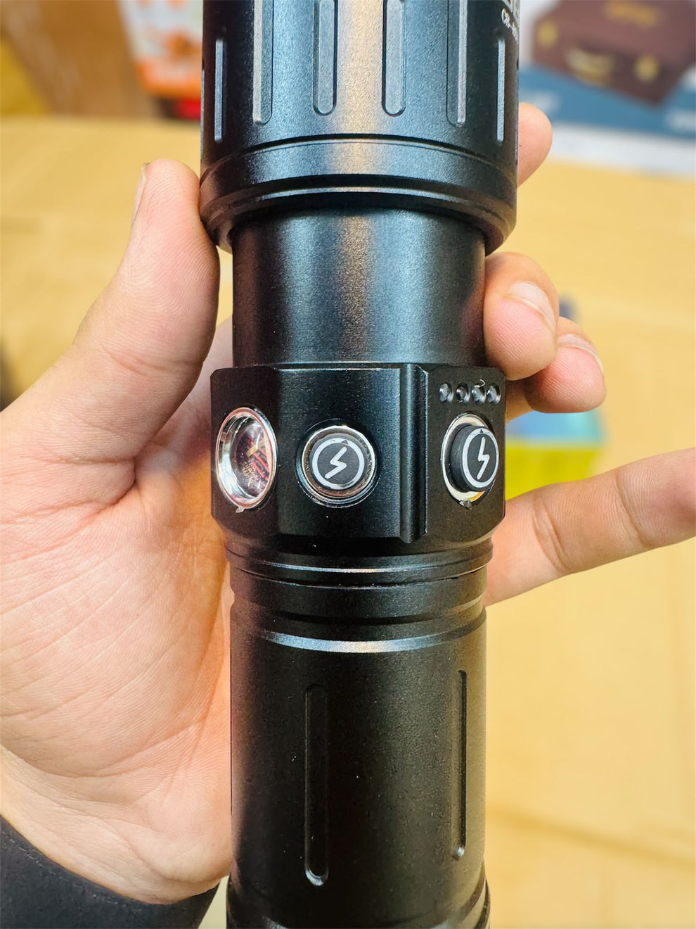 cuba B51 1000m range torch & flash light