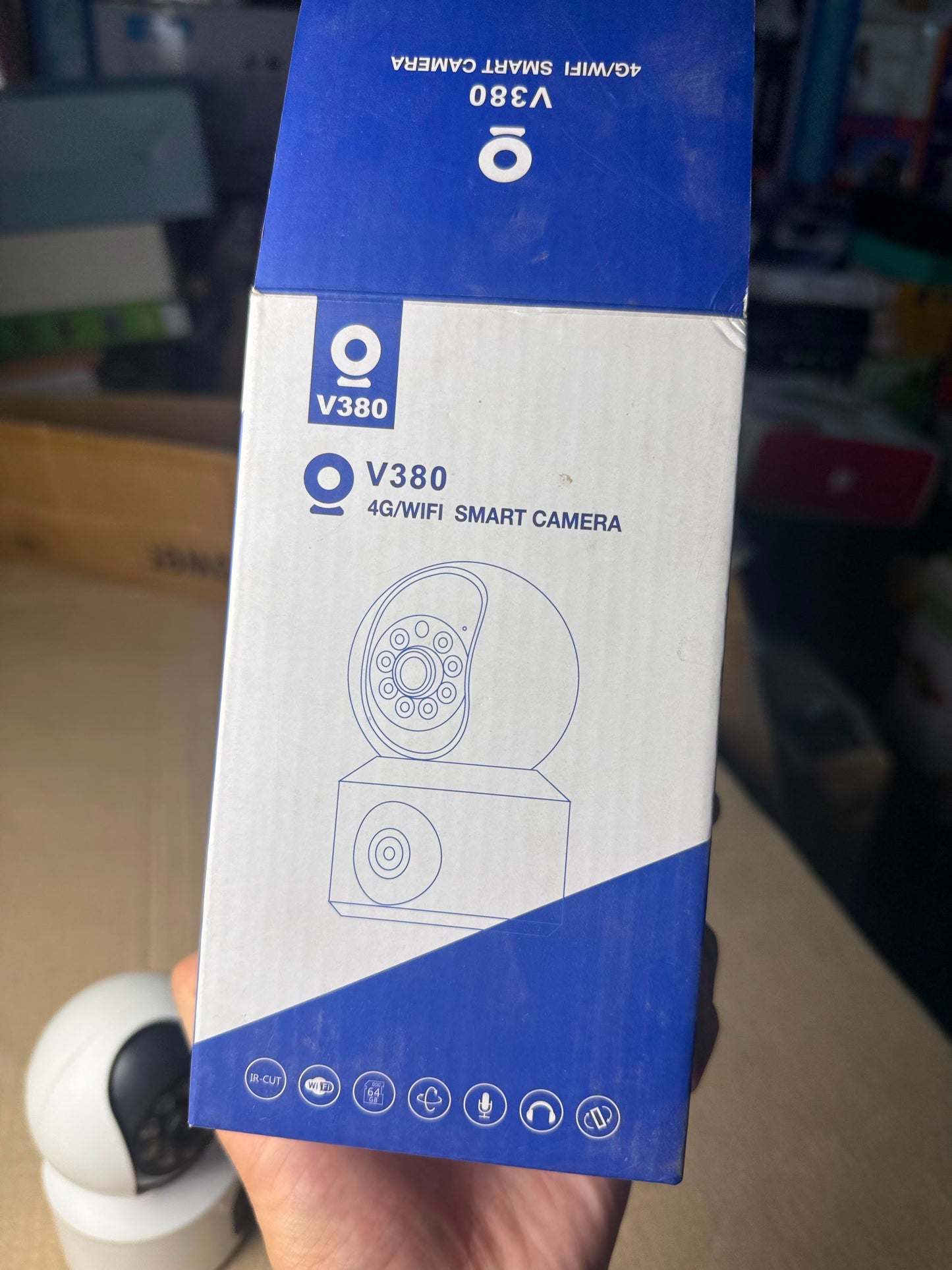 V380 4G/WiFi Smart Camera