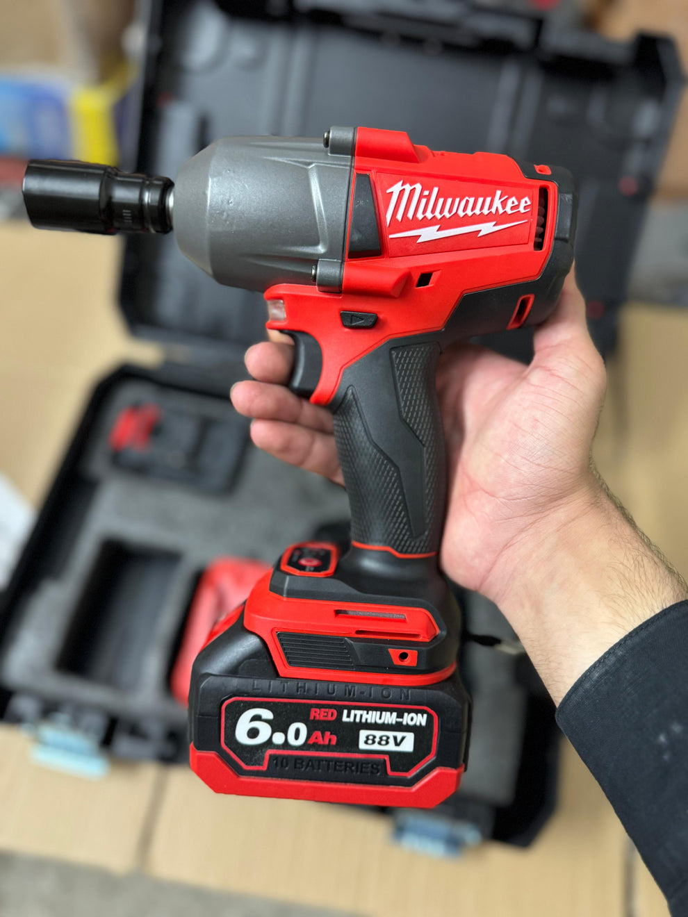 ORIGNAIL Milwaukee M18 600NM commercial impact wencher