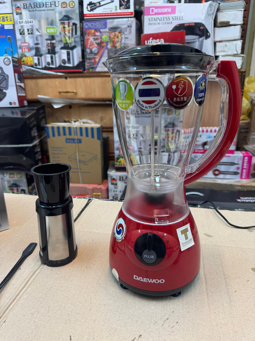 DAEWOO made in Thailand blender