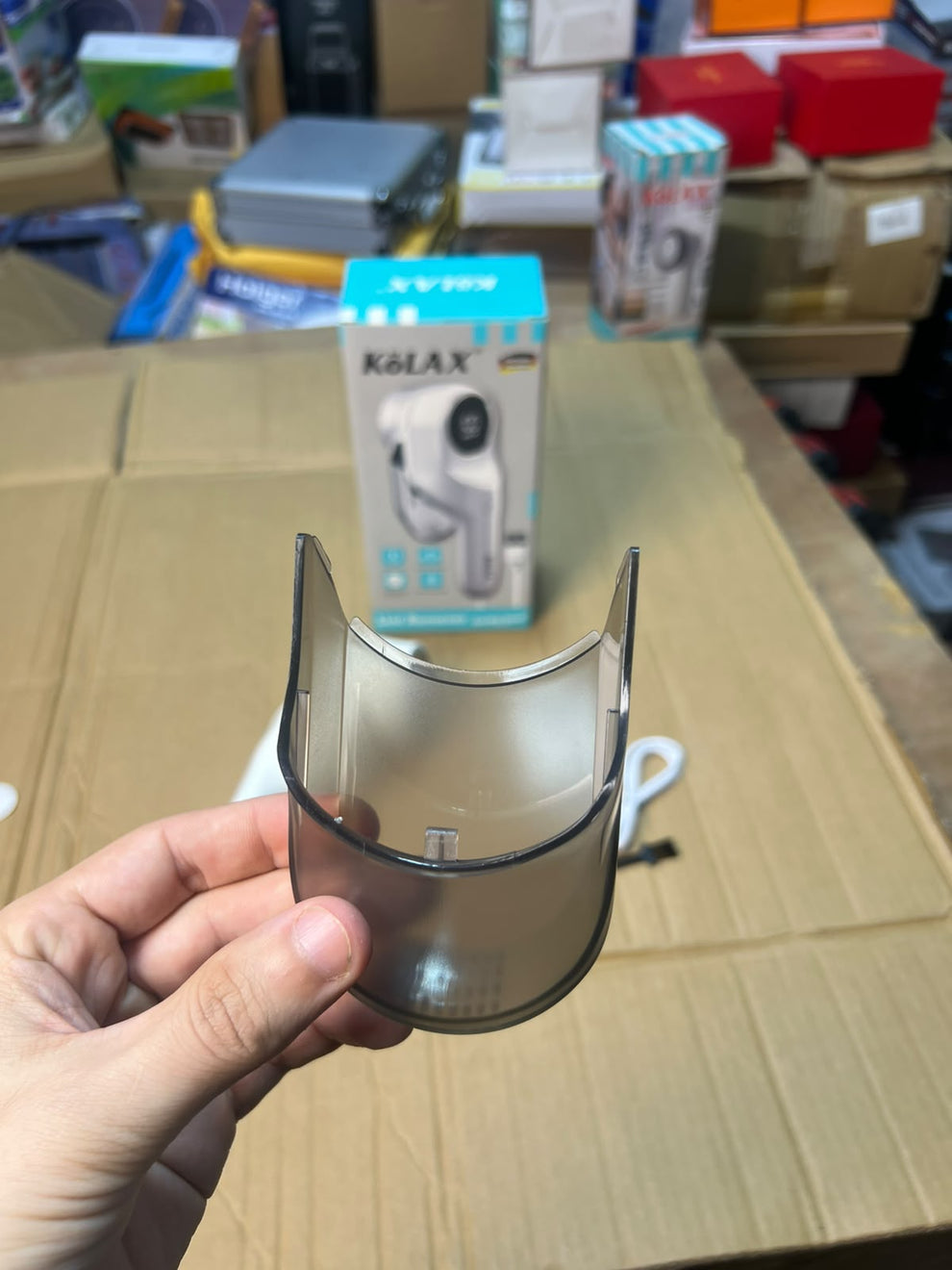 KOLAX Premium Lint Remover - Rechargeable Fabric Shaver with LED Display