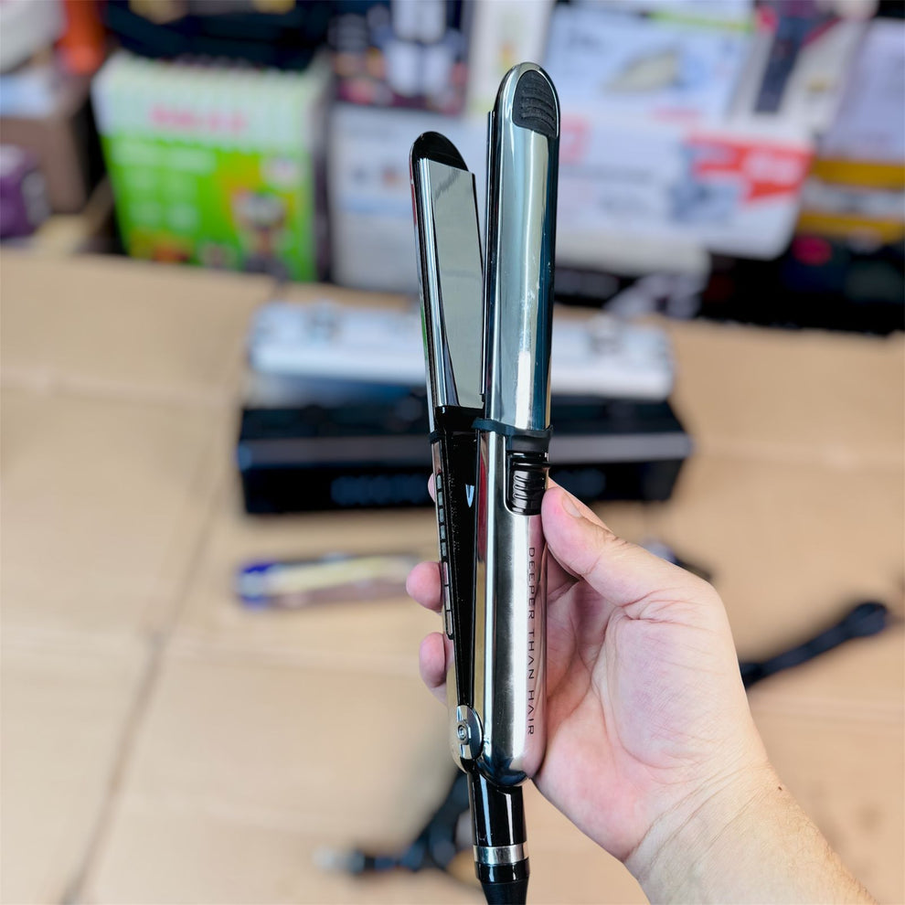 Deep than hair professional hair straightner