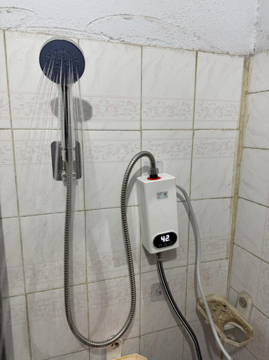 Janpese Electric Shower 🚿 Temperature Control