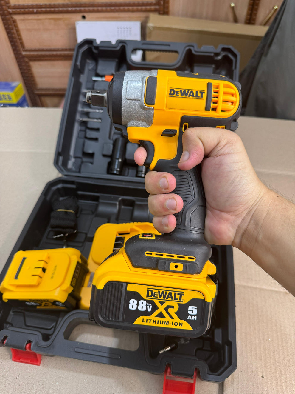 Dewalt Germany 4-in-1 Impact Wrench (88V)