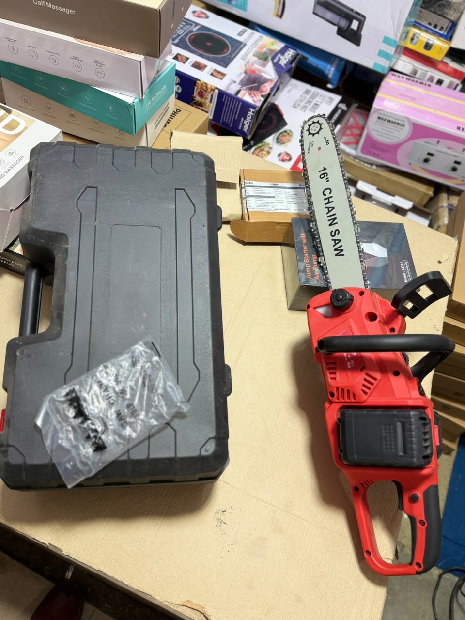 Cordless  Rechargeable with 2 Battery-Powered full  16-Chain Saw