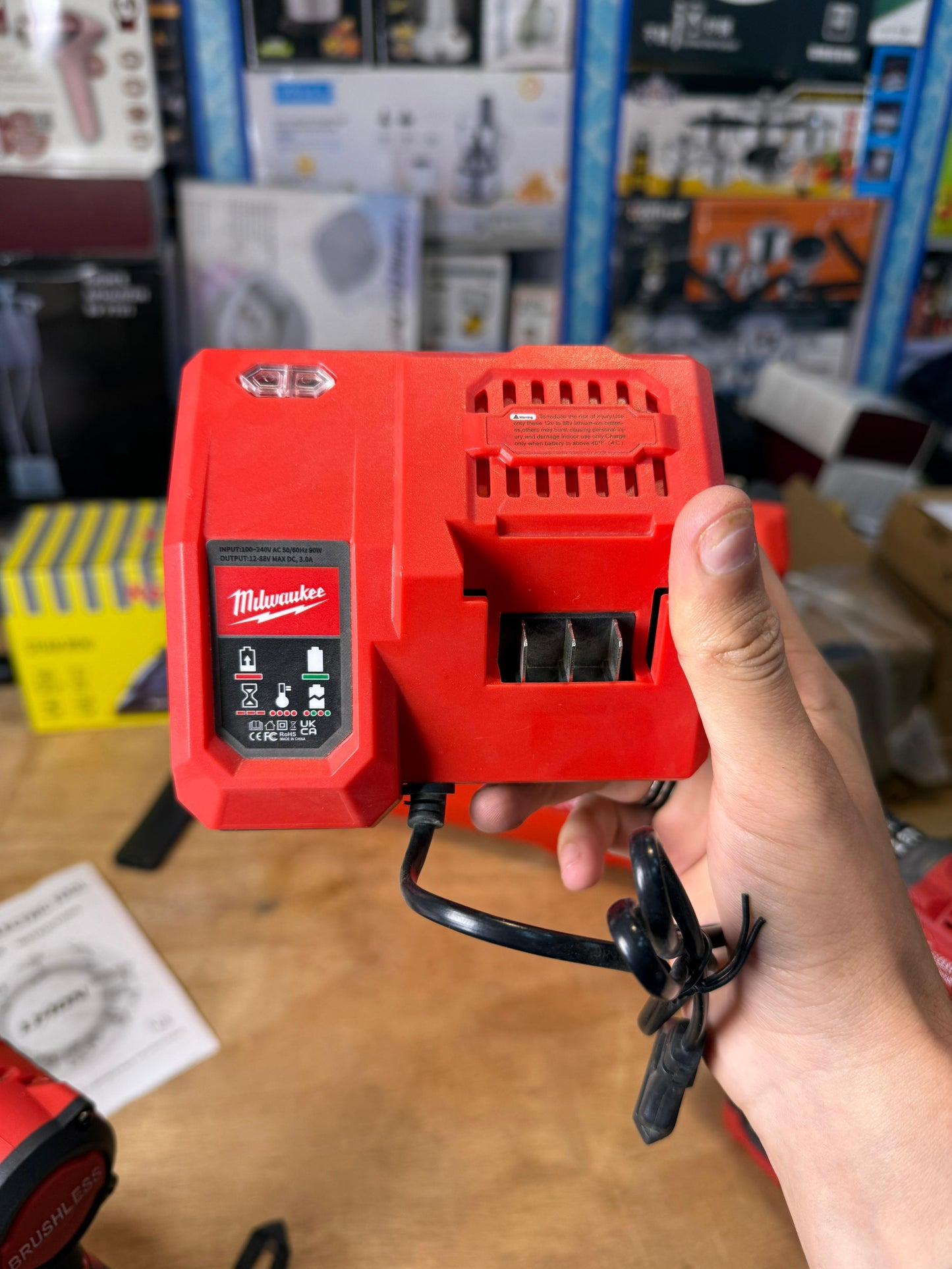 Milwaukee 2 in 1 Cordless Drill & Impact Driver