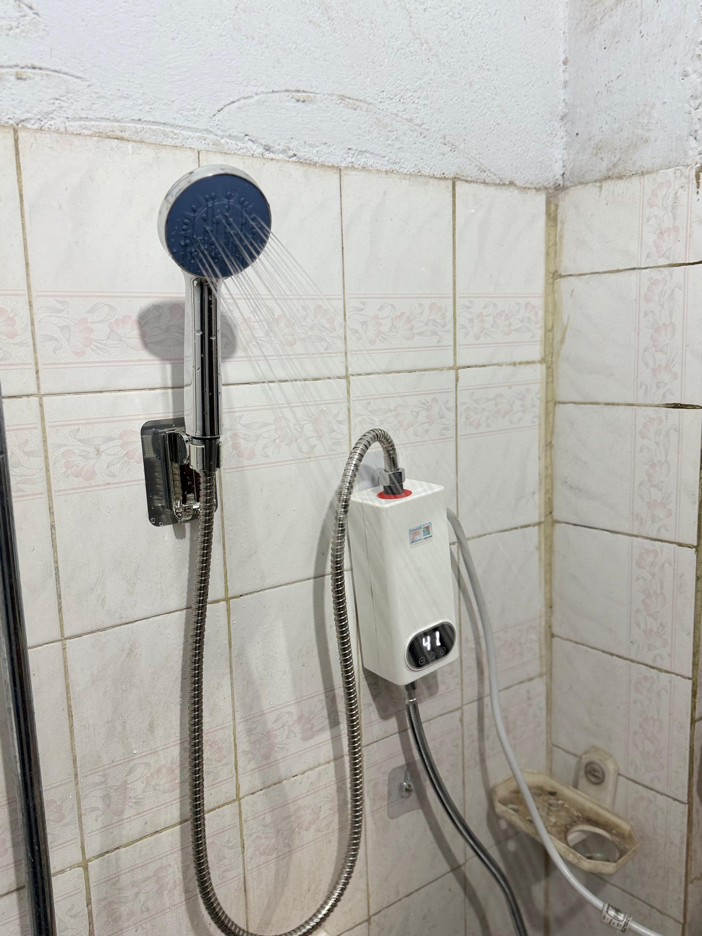 Janpese Electric Shower 🚿 Temperature Control