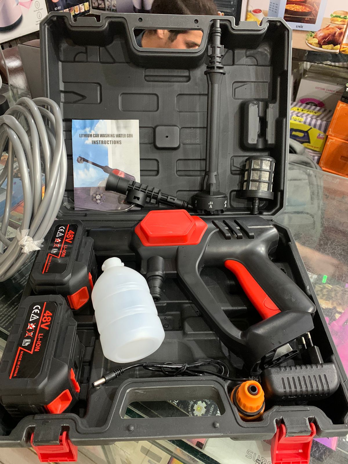 Rechargeable pressure washer 48v 2 buttery